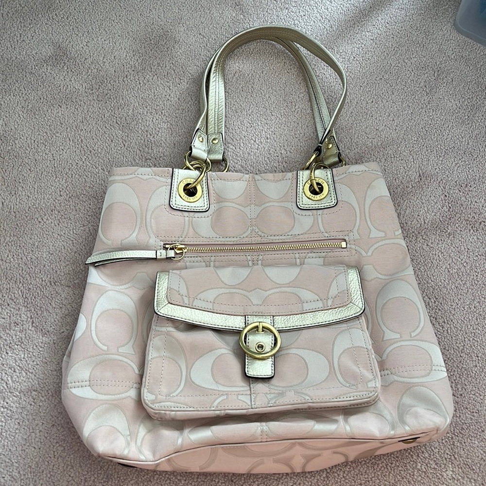Coach Shoulder Bag